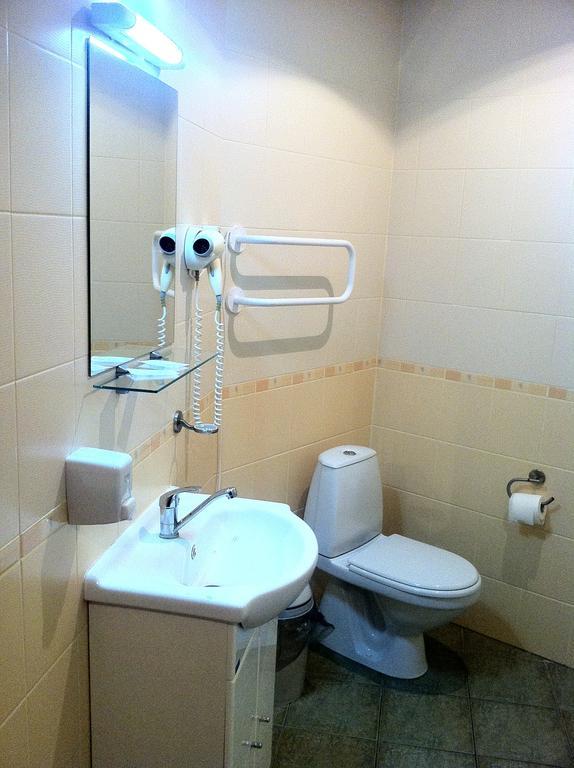 Hotel Zemgale Jelgava Zimmer foto